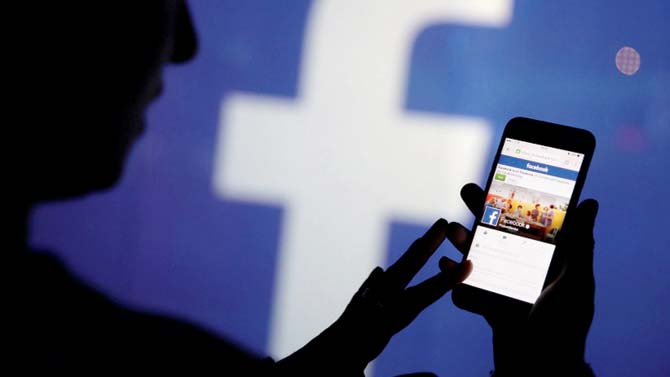 Facebook, arriva lo stand-by per i contatti