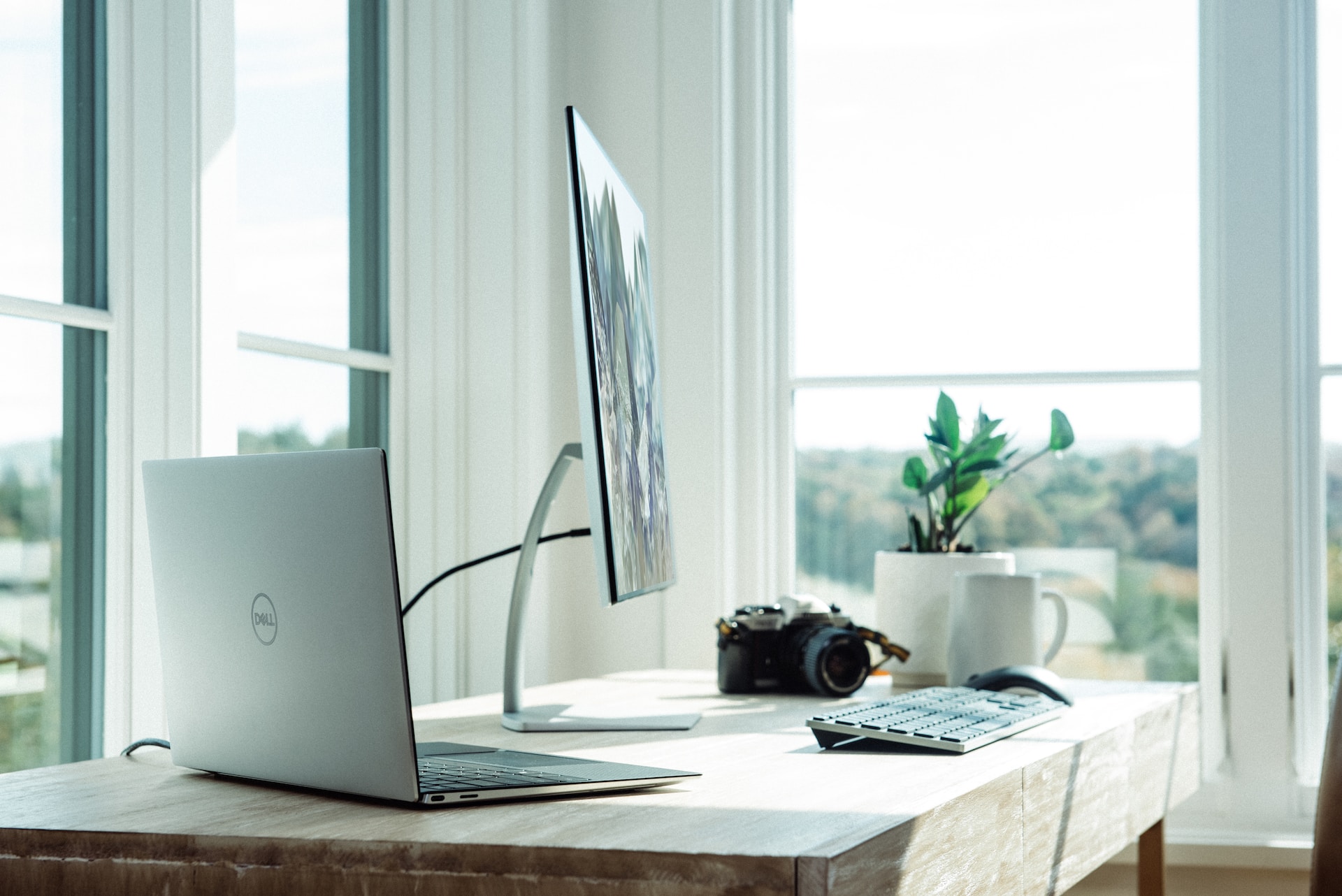 Come scegliere il giusto arredamento per il tuo home office?