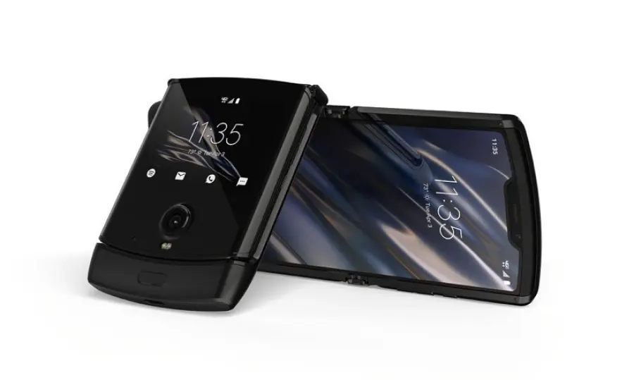 Motorola Razr con eSIM in catalogo con TIM