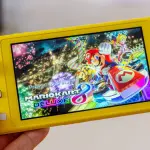 Nintendo Switch Lite: Amazon regala un buono di 20 Euro sull'acquisto