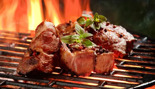 Come deliziare i tuoi ospiti con una grigliata: 5 interessanti idee