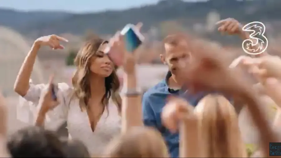 Samsung Galaxy S10 con Tre: ecco come acquistarlo e pagare dopo l'estate