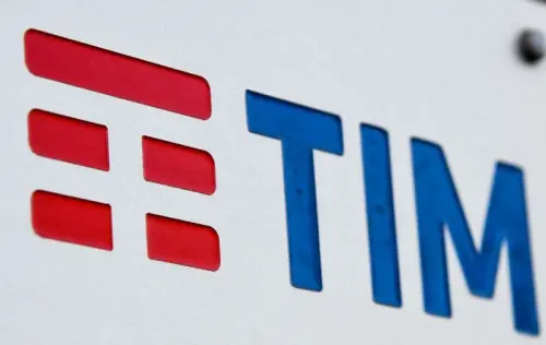 TIM Extra Power formato Christmas: con minuti illimitati e giga