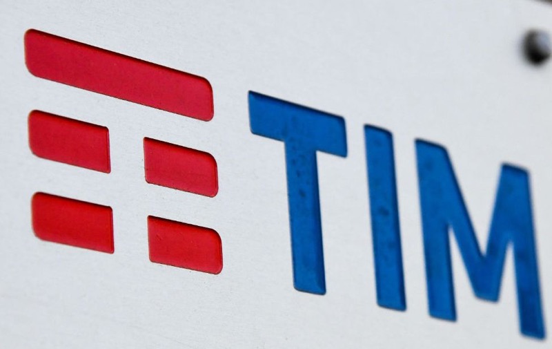 TIM Extra Power formato Christmas: con minuti illimitati e giga