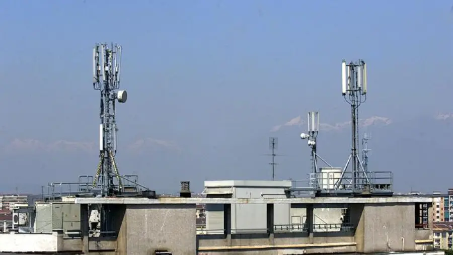 Chi vuol fermare Iliad? Ecco gli altri Comuni che bloccano le antenne