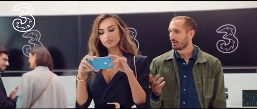 Madalina Ghenea e Chiellini nel nuovo spot Natale di 3
