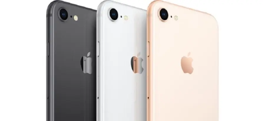 iPhone 8, nessuna fila chilometrica davanti agli store
